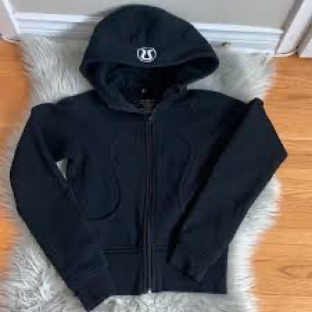 Size 6 Black Lululemon Scuba hoodie